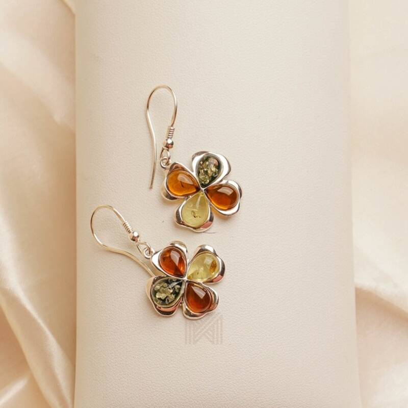 MILLENNE Multifaceted Baltic Amber 4 Leaf Clover Silver Hook Earrings with 925 Sterling Silver