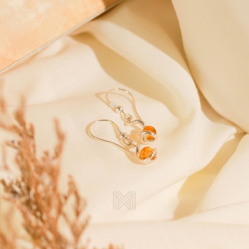 MILLENNE Multifaceted Baltic Amber Encapsuled Silver Earrings with 925 Sterling Silver