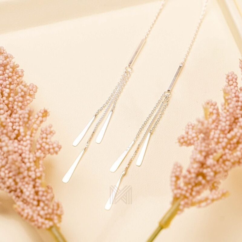 MILLENNE Minimal Thread Dangle Silver Threader Earrings with 925 Sterling Silver