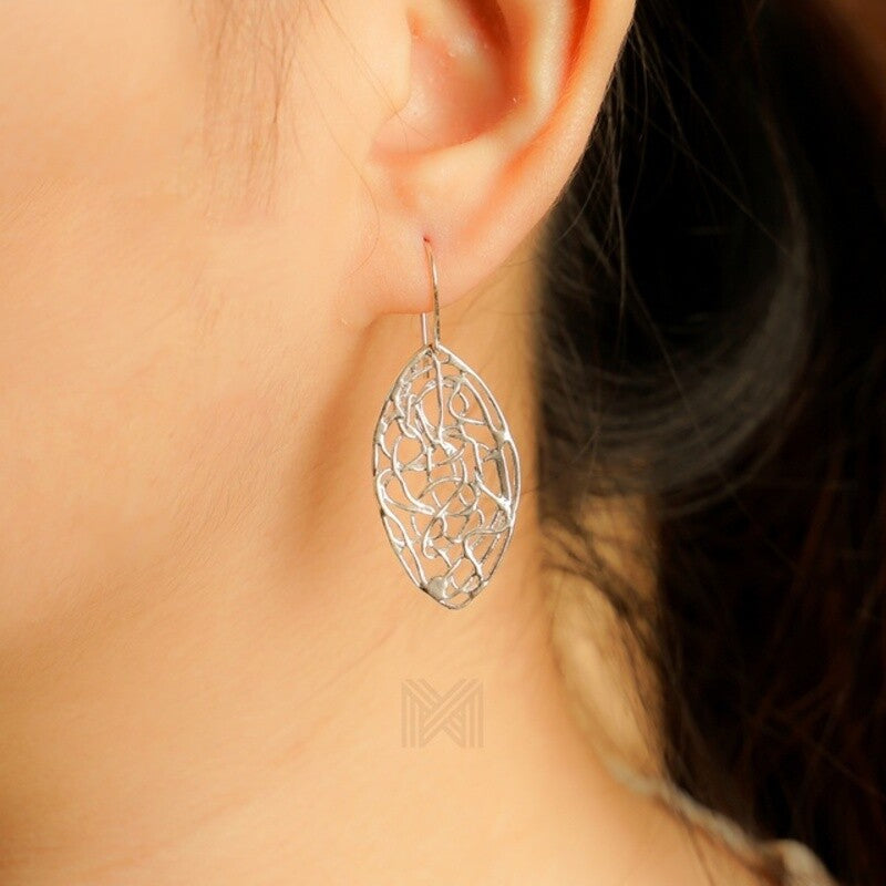 MILLENNE Millennia 2000 Wire Mesh Hook Silver Dangle Earrings with 925 Sterling Silver