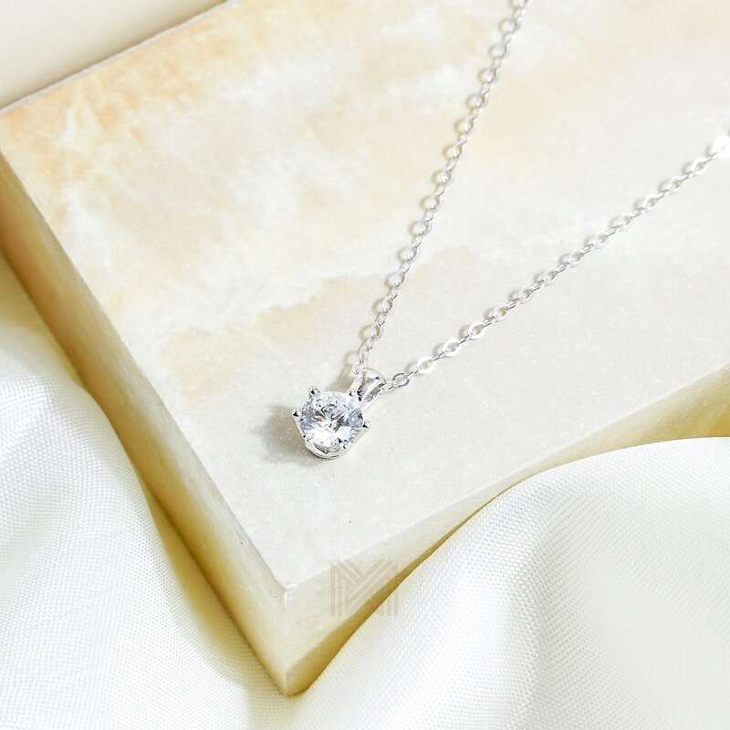 MILLENNE Made For The Night Solitare Cubic Zirconia White Gold Necklace with 925 Sterling Silver