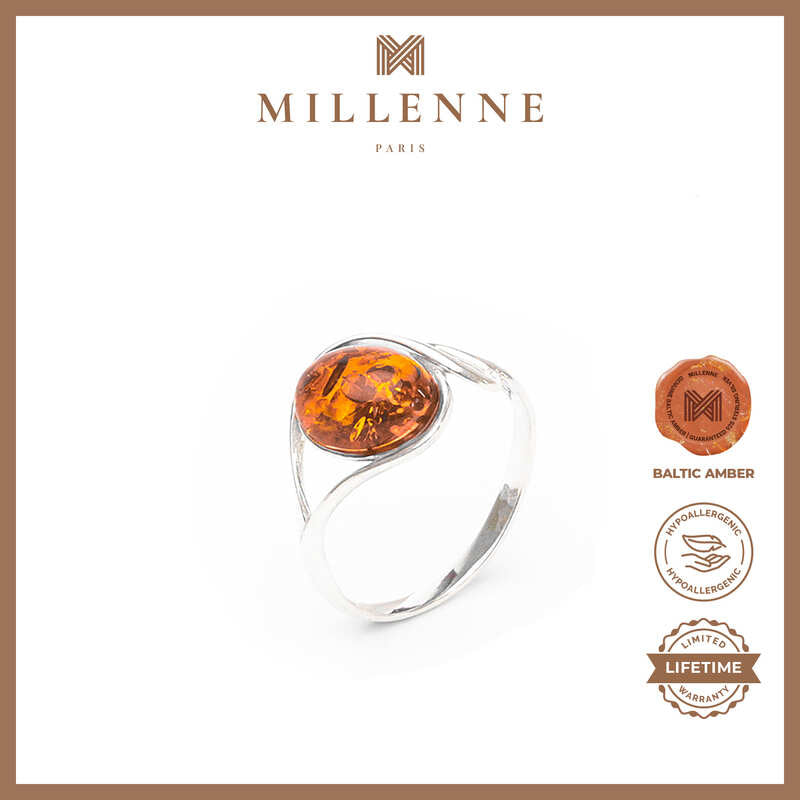 MILLENNE Multifaceted Baltic Amber Oval Detailed Silver Ring with 925 Sterling Silver