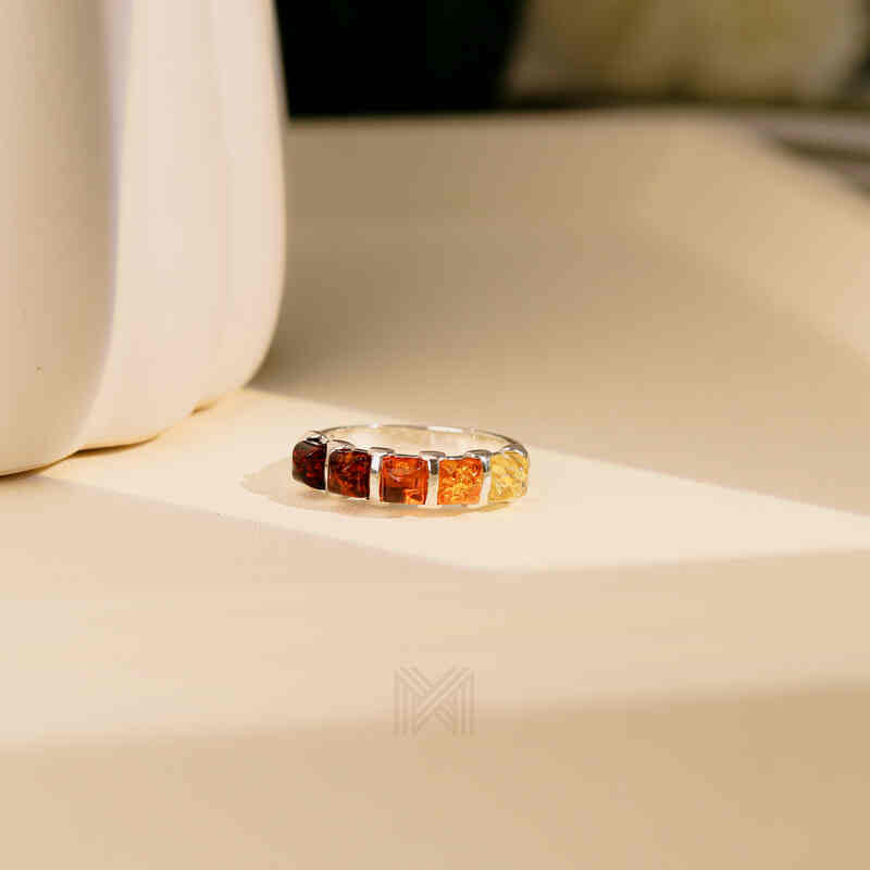 MILLENNE Multifaceted Baltic Amber Bamboo Silver Ring with 925 Sterling Silver