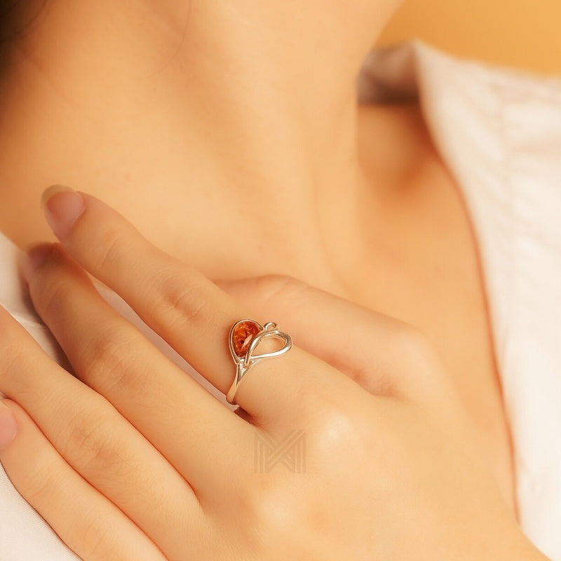 MILLENNE Multifaceted Baltic Amber Half-Face Silver Ring with 925 Sterling Silver