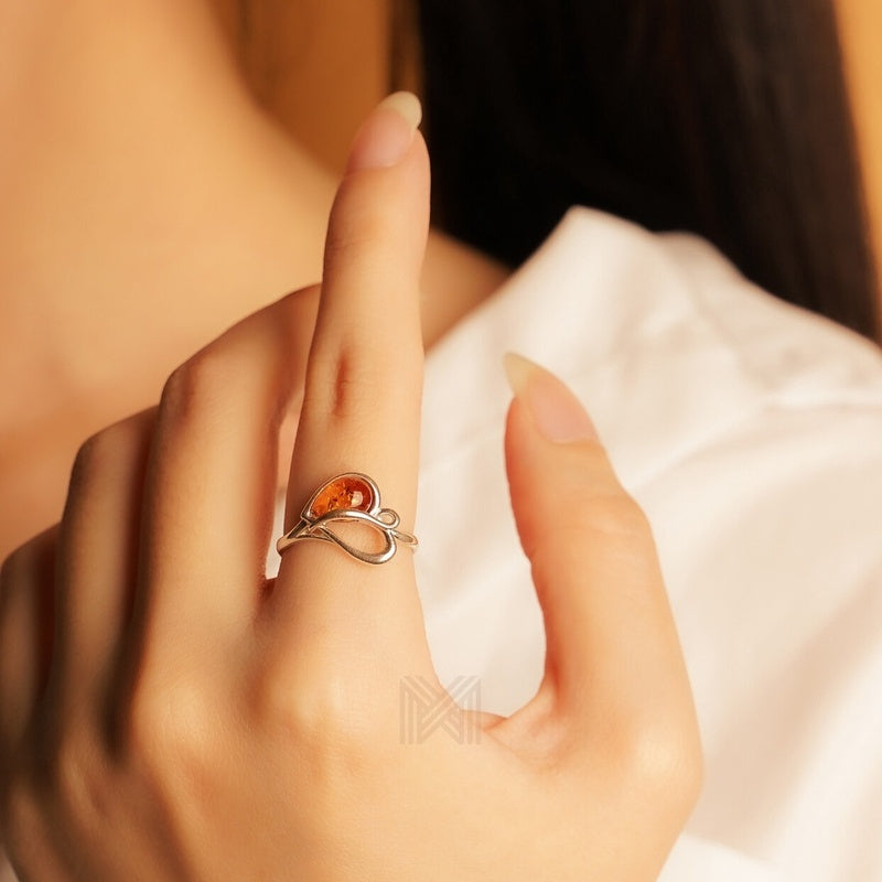 MILLENNE Multifaceted Baltic Amber Half-Face Silver Ring with 925 Sterling Silver