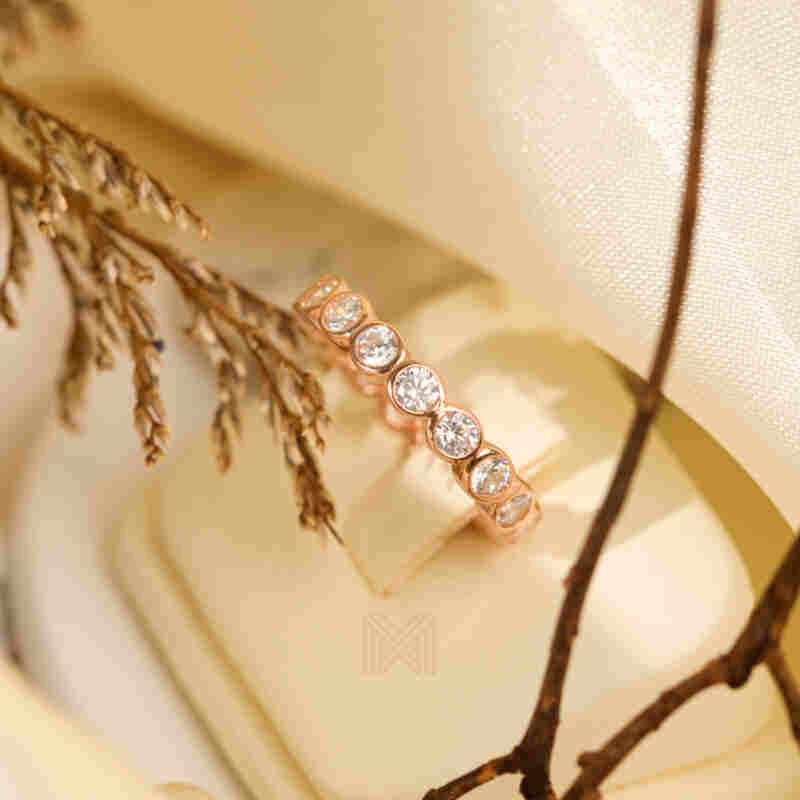 MILLENNE Made For The Night Bezel Set Circular Crustal Cubic Zirconia Rose Gold Ring with 925 Sterling Silver