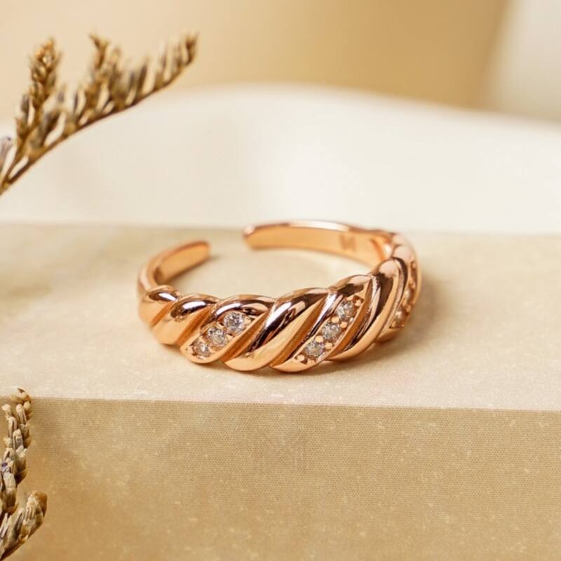 MILLENNE Millennia 2000 Croissant Studded Cubic Zirconia Rose Gold Ring with 925 Sterling Silver