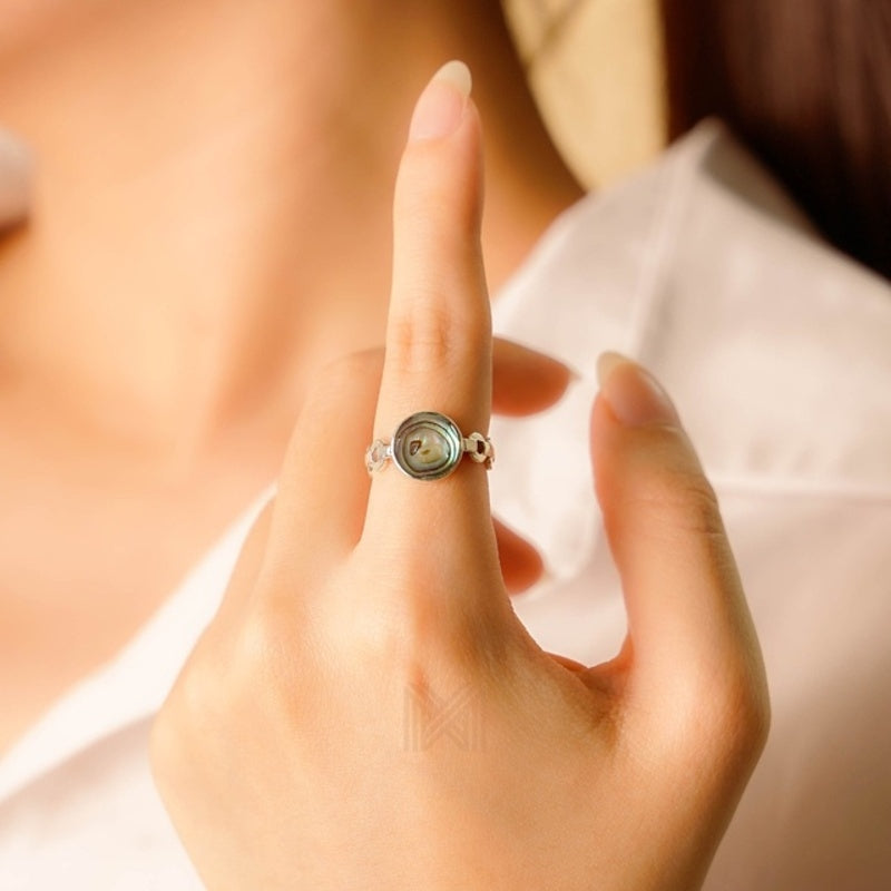 MILLENNE Multifaceted Abalone Shell Disc White Gold Ring with 925 Sterling Silver