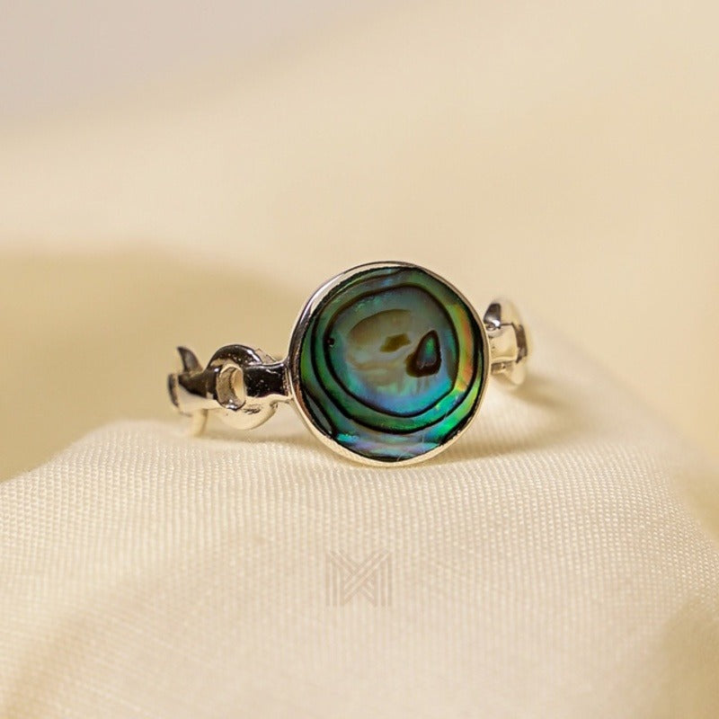 MILLENNE Multifaceted Abalone Shell Disc White Gold Ring with 925 Sterling Silver