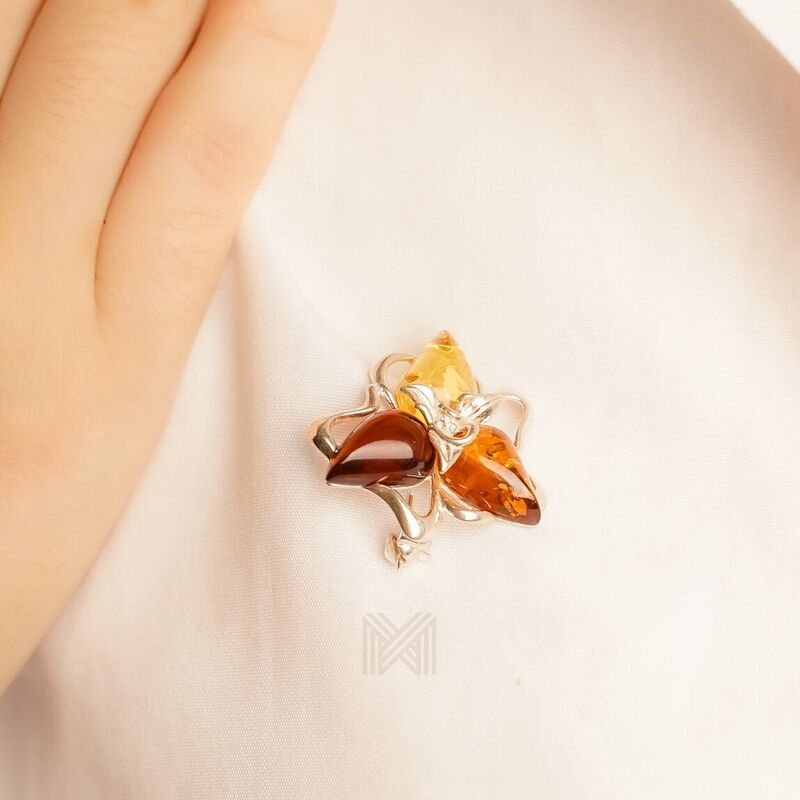 MILLENNE Multifaceted Baltic Amber Triangle Composition Silver Brooch with 925 Sterling Silver