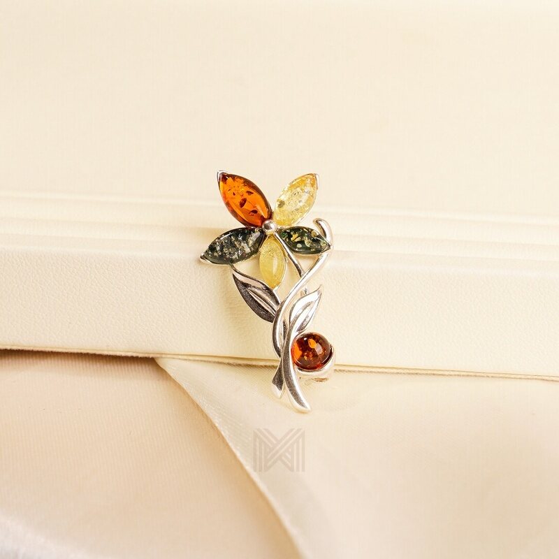 MILLENNE Multifaceted Baltic Amber Fresh Flower Silver Brooch with 925 Sterling Silver