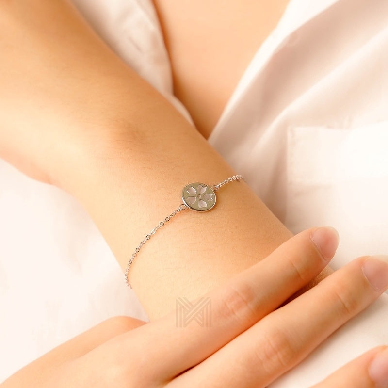 MILLENNE Millennia 2000 Five Petal Cubic Zirconia White Gold Bracelet with 925 Sterling Silver