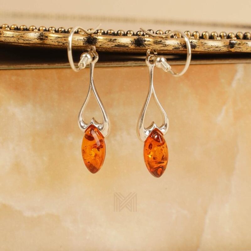 MILLENNE Multifaceted Baltic Amber Heart On Your Leaf Silver Earrings with 925 Sterling Silver