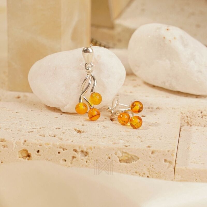 MILLENNE Multifaceted Baltic Amber Trio Silver Earrings with 925 Sterling Silver