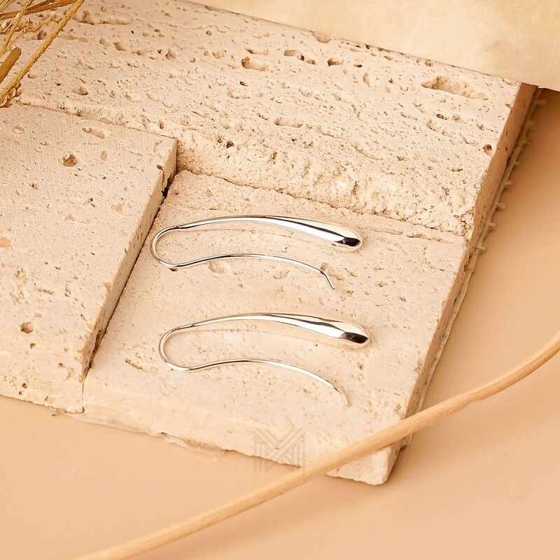 MILLENNE Minimal Eggplant Silver Threader Earrings with 925 Sterling Silver