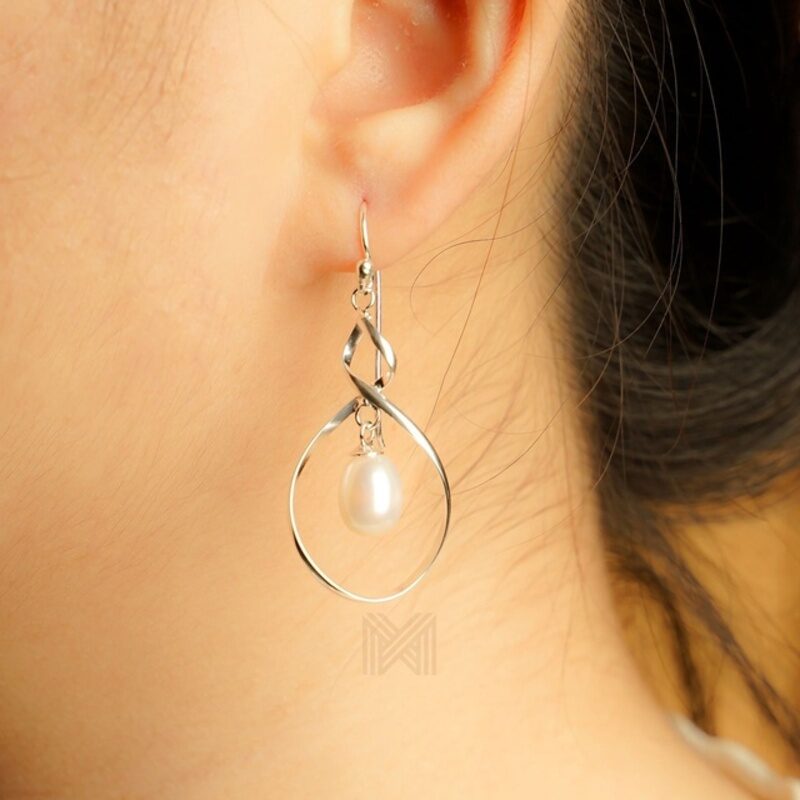 MILLENNE Minimal Freshwater Pearls Infinity Silver Hook Earrings with 925 Sterling Silver