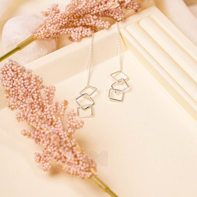 MILLENNE Millennia 2000 Interlock Rhombus Silver Threader Earrings with 925 Sterling Silver