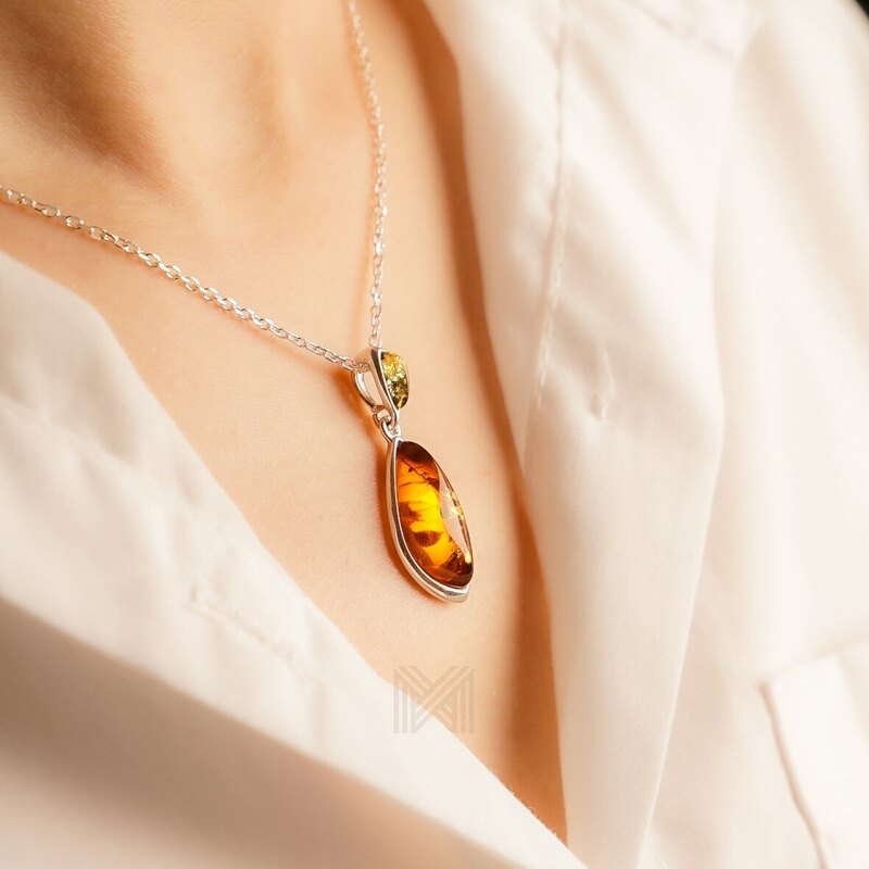 MILLENNE Multifaceted Baltic Amber Tear Drop Silver Pendant with 925 Sterling Silver