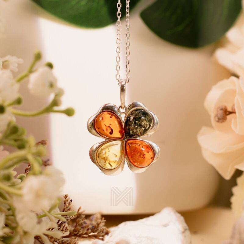 MILLENNE Multifaceted Baltic Amber 4 Leaf Clover Silver Pendant with 925 Sterling Silver