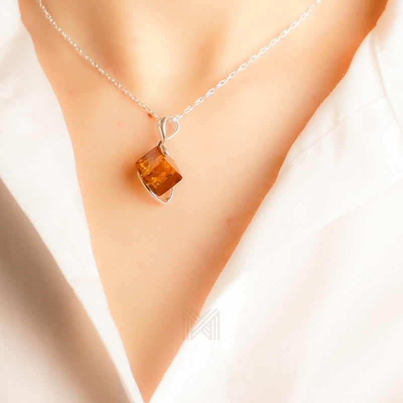 MILLENNE Multifaceted Baltic Amber Cuboid Silver Pendant with 925 Sterling Silver