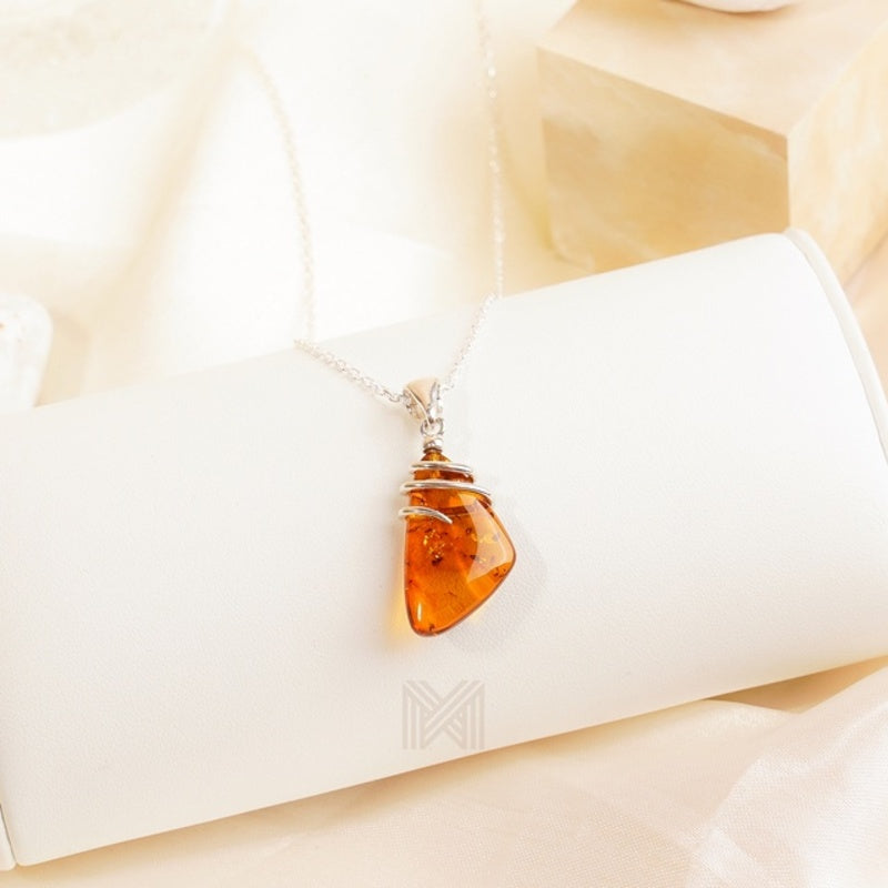 MILLENNE Multifaceted Baltic Amber Rustic Silver Pendant with 925 Sterling Silver