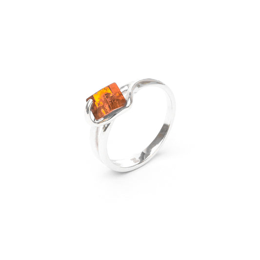 MILLENNE Multifaceted Baltic Amber Cube Silver Ring with 925 Sterling Silver