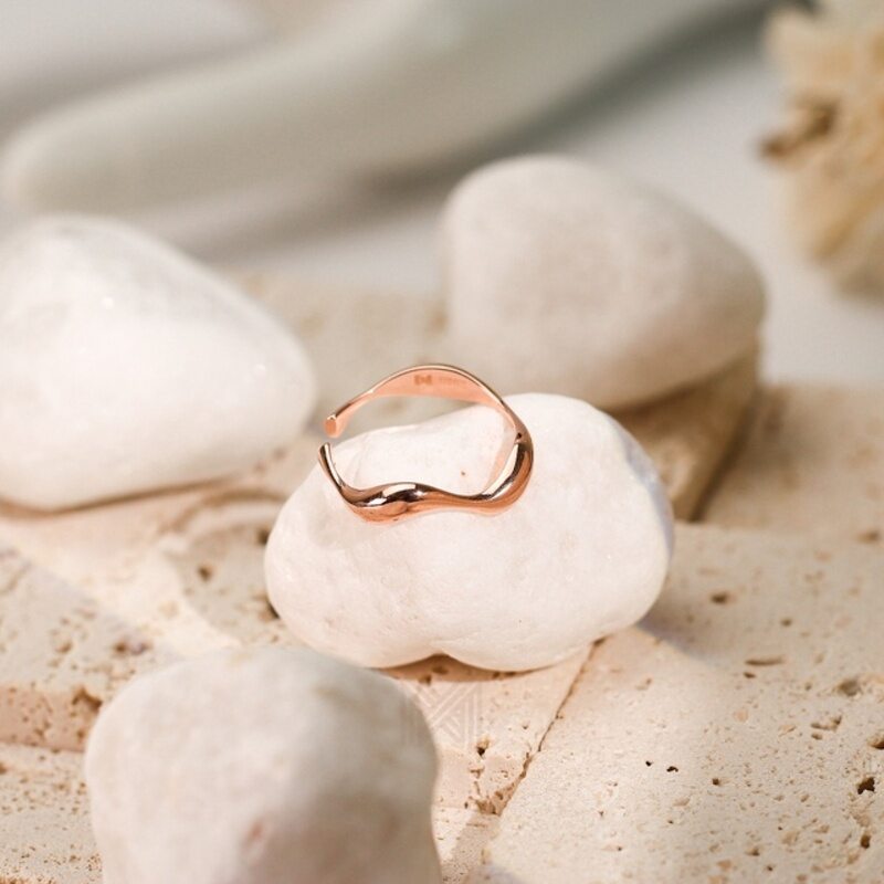 MILLENNE Minimal Organic Flow Rose Gold Ring with 925 Sterling Silver