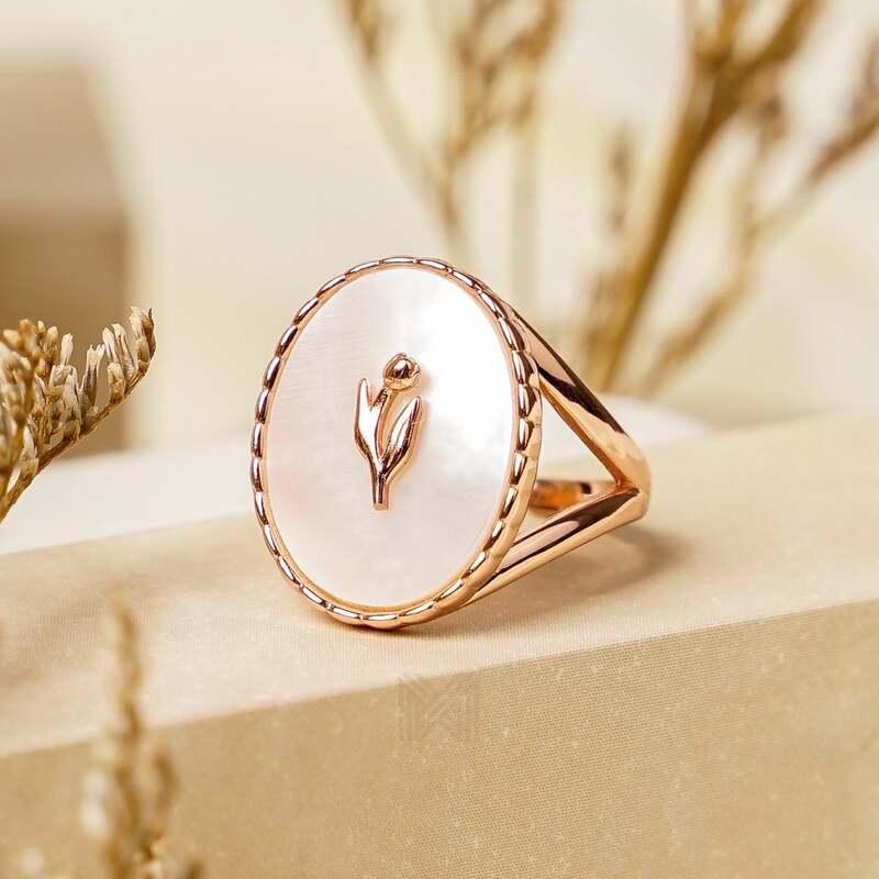 MILLENNE Millennia 2000 Mother of Pearls Victorian Bold Rose Gold Ring with 925 Sterling Silver